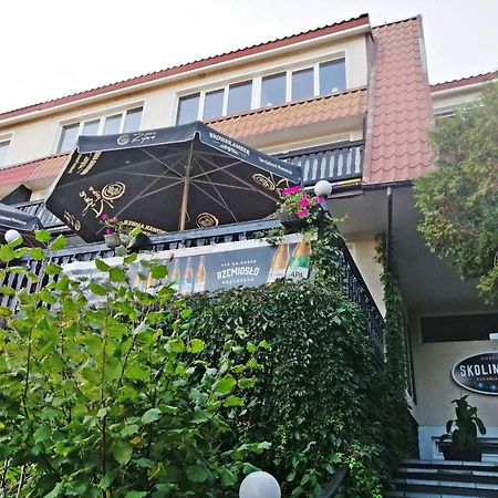 Gosciniec Skolimowka Restauracja I Pokoje Ze Sniadaniem Na Kaszubach Chmielno Eksteriør billede